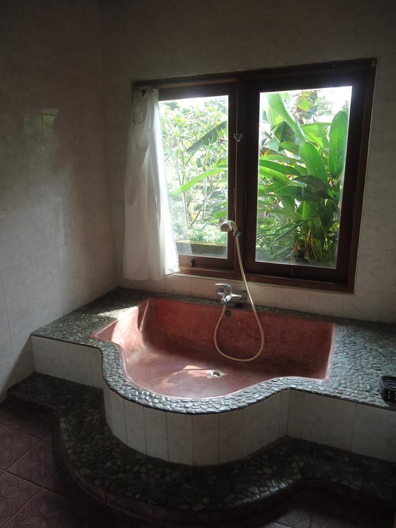 Sari Wangi Cottage Ubud Esterno foto