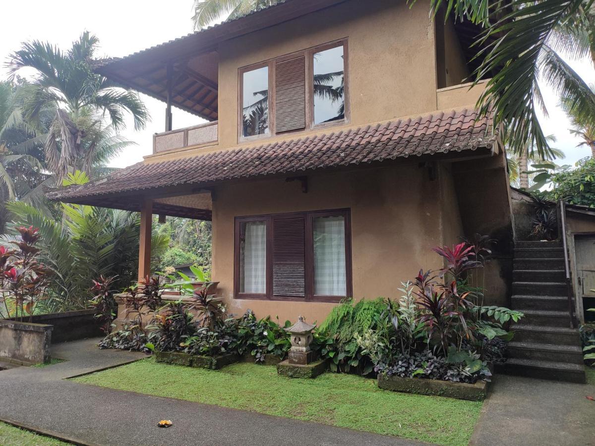 Sari Wangi Cottage Ubud Esterno foto