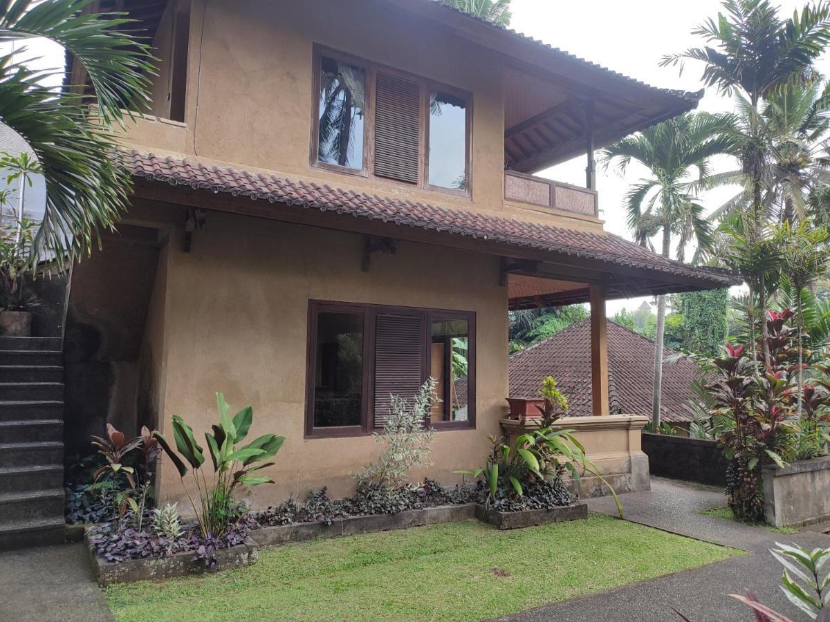 Sari Wangi Cottage Ubud Esterno foto